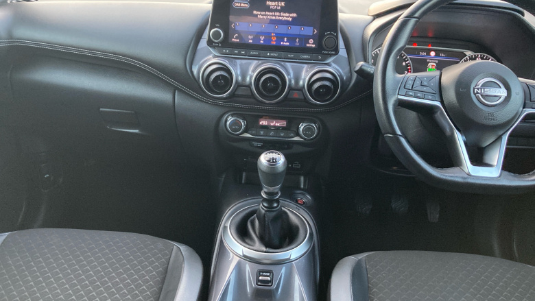 Nissan Juke 1.0 DiG-T 114 N-Connecta 5dr Petrol Hatchback